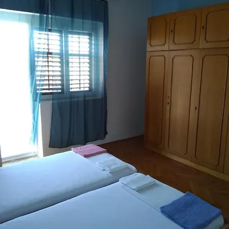 With Parking Space Pag - 6325 * Pag Town